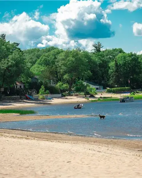 Constance Bay
